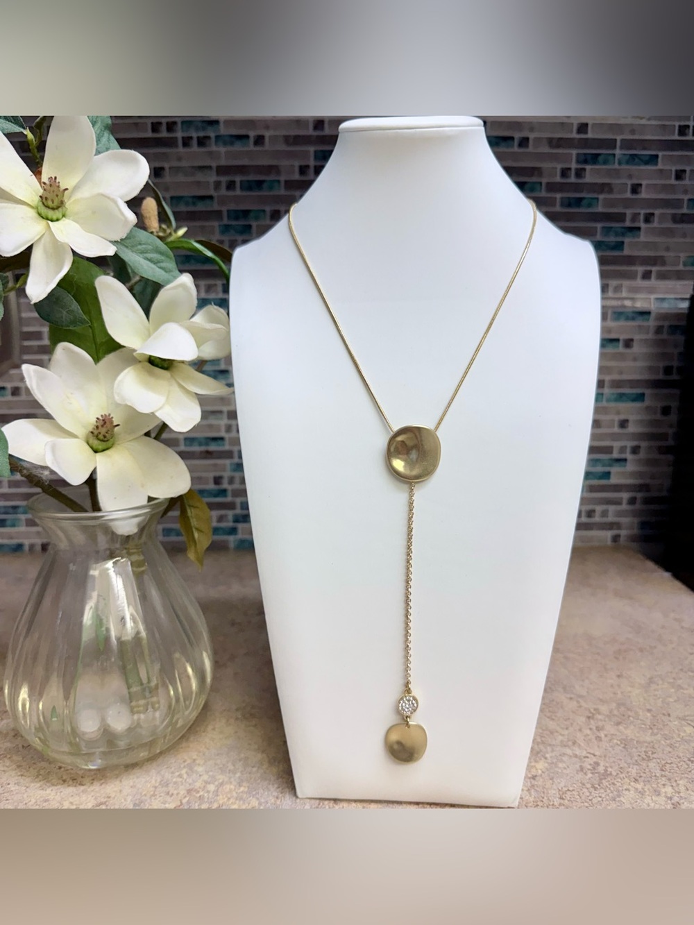 NWT Jade & Jasper Gold Tone Necklace Textured Organic Discs Rhinesto